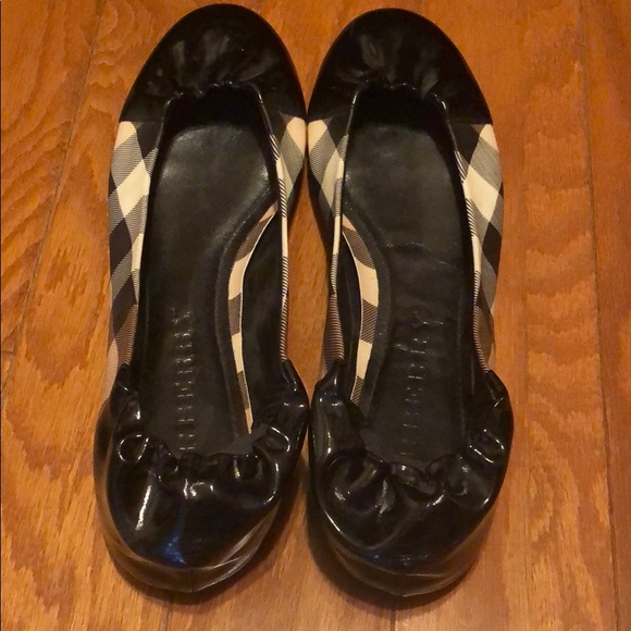 BRAND NEW BURBERRY BALLET FLATS SIZE 37 1/2 - Picture 3 of 8